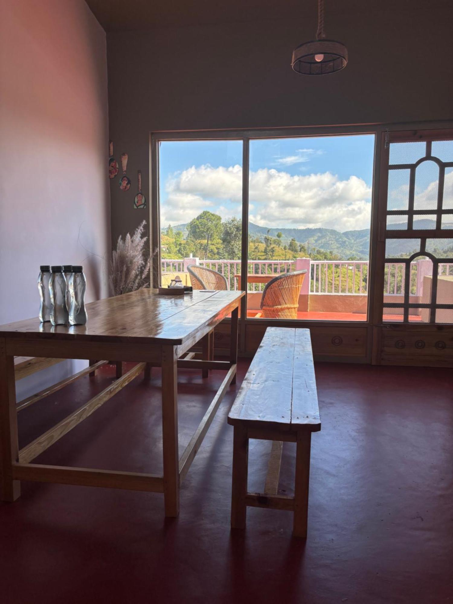 Brook Cottage Champawat Exterior photo